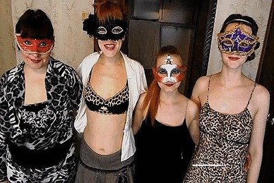 Lesbians Eat Each Other’s Shit | Scat Tube